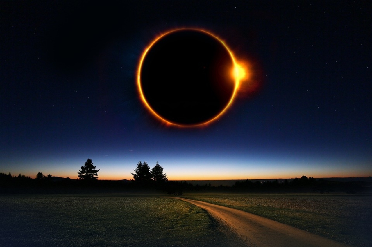 eclissi anulare anello di fuoco maya