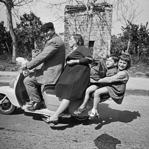 Palermo, Sicily, Italy, 1963. (Ph. Bruno Barbey_Magnum Photos courtesy ufficio stampa))